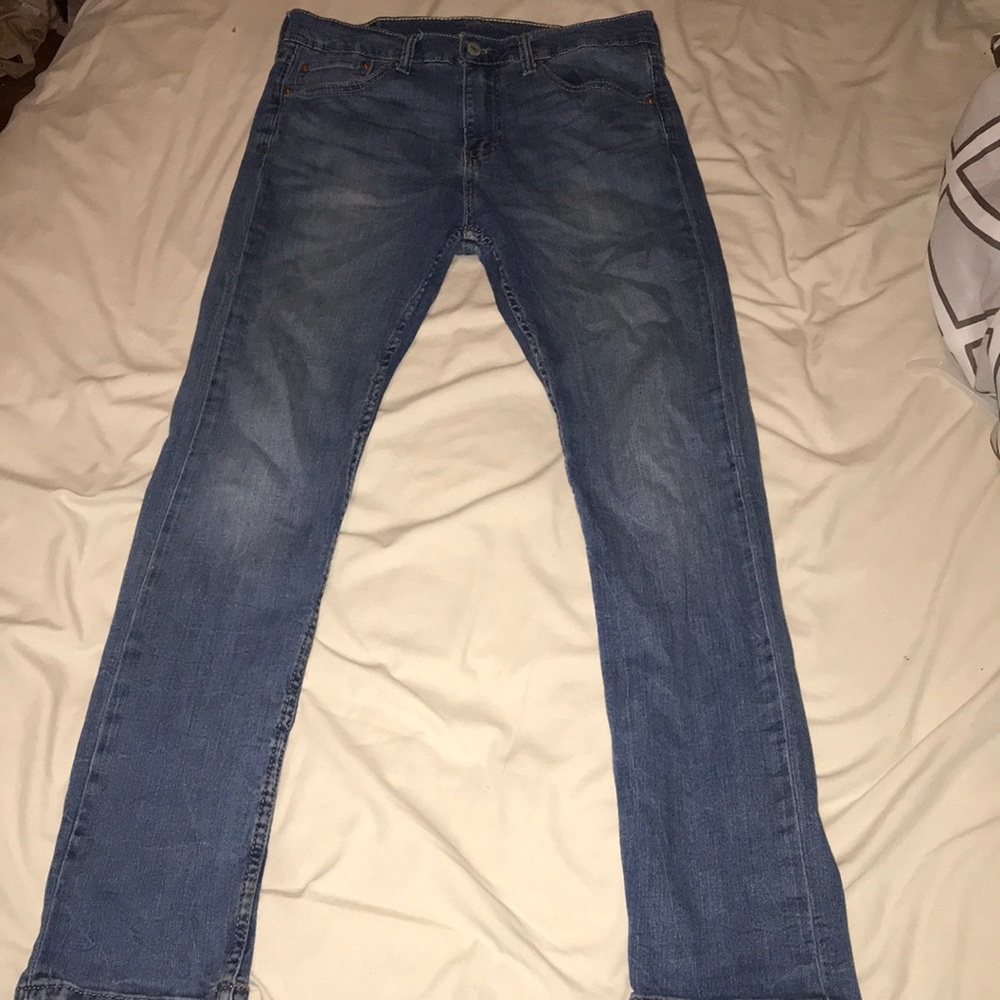 31x32 light/medium wash super skinny Levi’s jeans